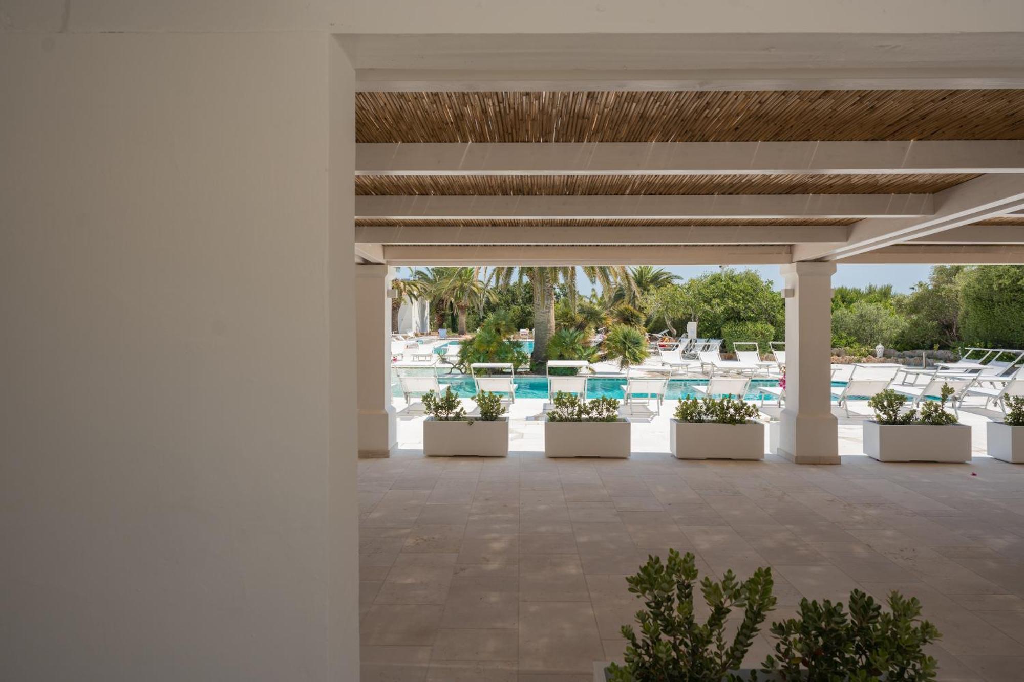Ostuni A Mare Hotel Exterior photo